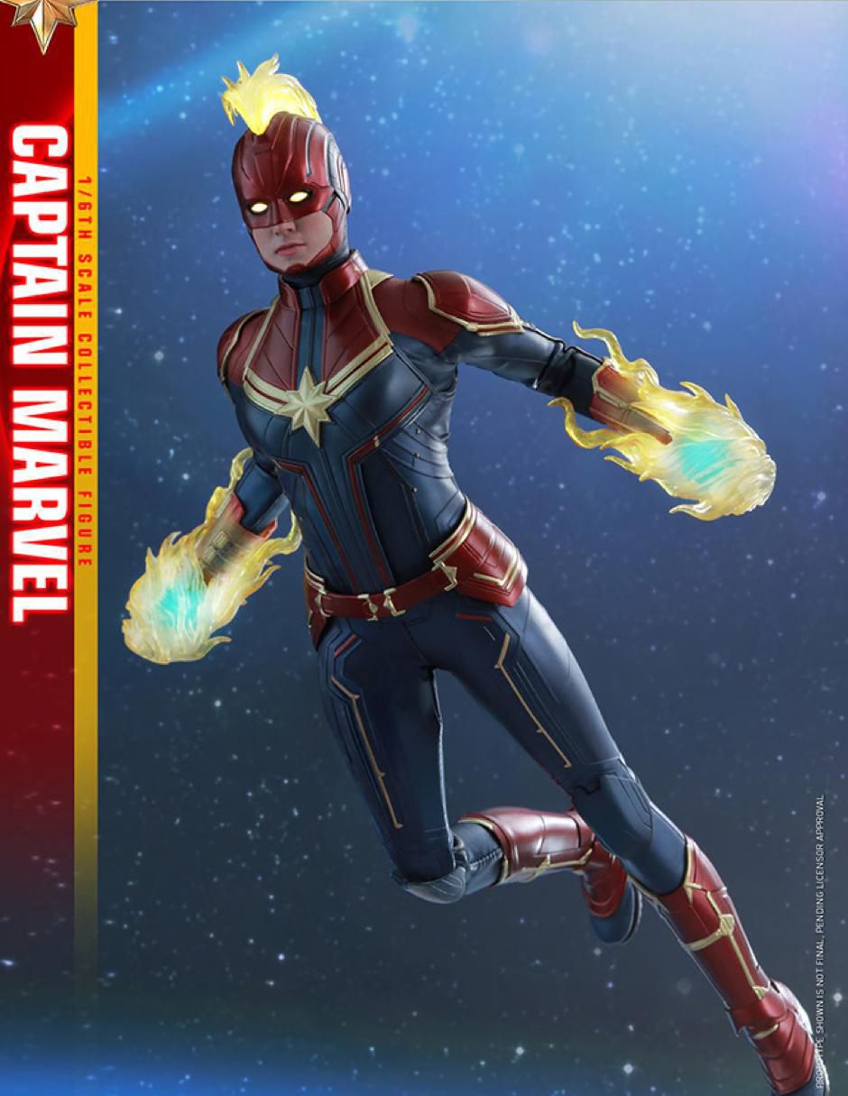 Figura de colección Marvel Studios: Avengers Captain Marvel collectors