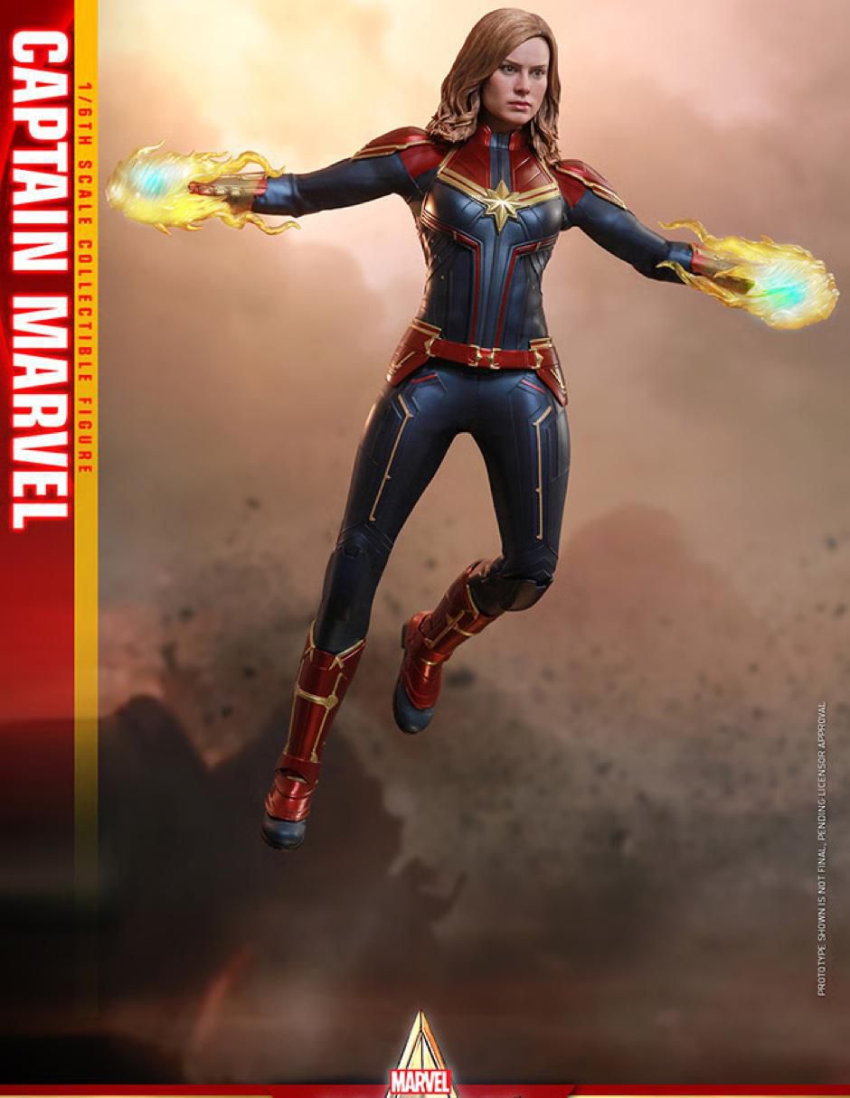 Figura de colección Marvel Studios: Avengers Captain Marvel collectors 7