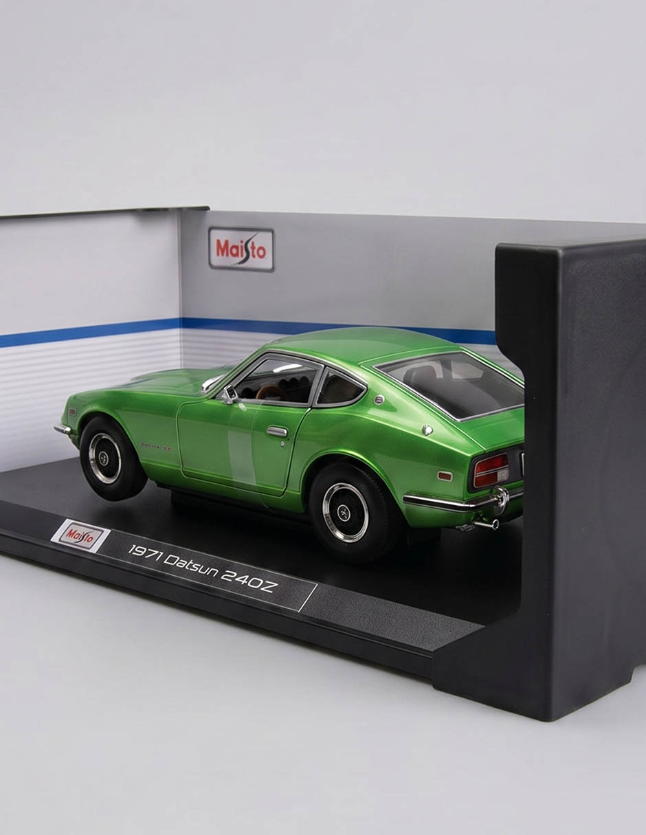 Automóvil 1:18 1971 Datsun 240Z