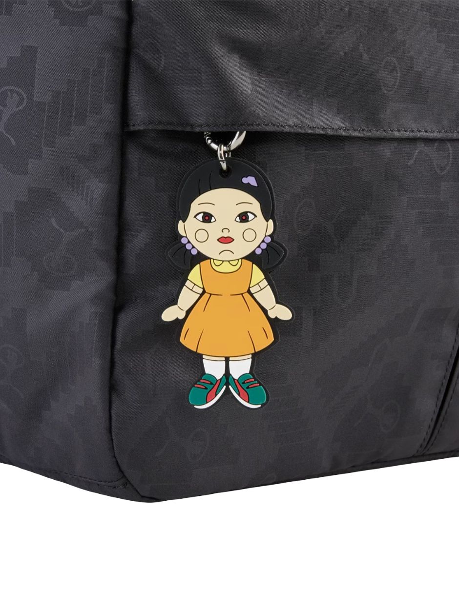 Mochila escolar x squid game 4